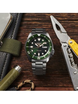 SEIKO 5 SPORTS AUTOMATIQUE VERT ACIER SRPD63K1