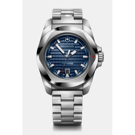 VICTORINOX - Montre Homme Inox acier bleu - Ref 242020