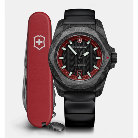 VICTORINOX - Montre Homme Carbone silicone noir - Ref 242024.1